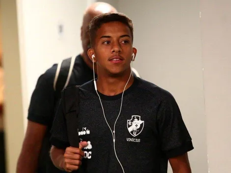 Vinícius fica à disposição de Ramon diante do Grêmio