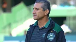 Coritiba encaminha retorno de Jorginho ao Couto Pereira