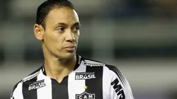 Ricardo Oliveira entra na mira do Grêmio