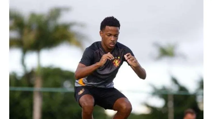 Cruzeiro fecha a contratação de Rafael, do Sport para sequência da temporada