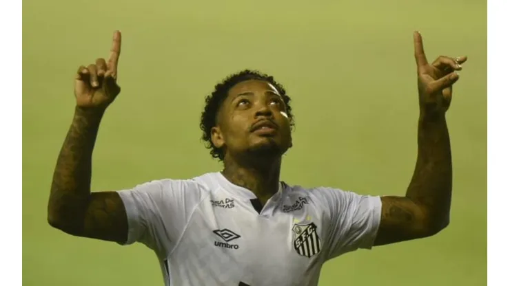 Marinho mandou recado para diretoria do Santos