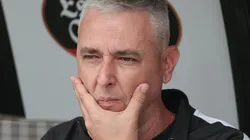 Tiago Nunes vê setor carente de opções no Corinthians.