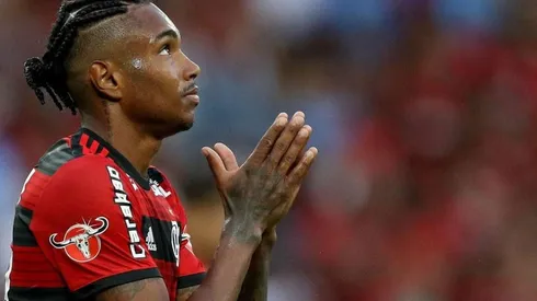 Vitinho foi um dos pedidos por Sampaoli.