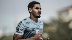 Lesão de Veríssimo preocupa e Santos pode ter até 3 desfalques contra o Sport