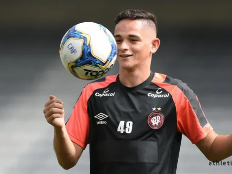 Granada (ESP) tenta tirar Khellven do Athletico