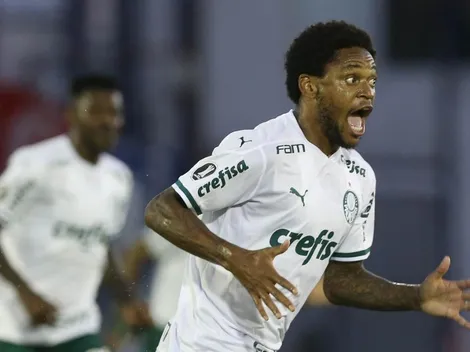 Família de Luiz Adriano 'coloca' o atacante no Inter