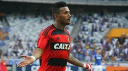 Sport anuncia a contratação do atacante Rogério