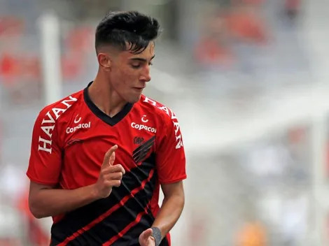 Após derrota do Athletico, Pedrinho posta mensagem enigmática nas redes sociais