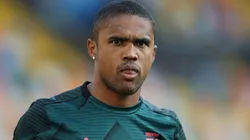 Grêmio pode receber 'bolada' por transferência de Douglas Costa
