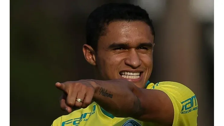 Emprestado pelo Palmeiras, Erik recebe oferta do Trabzonspor-TUR