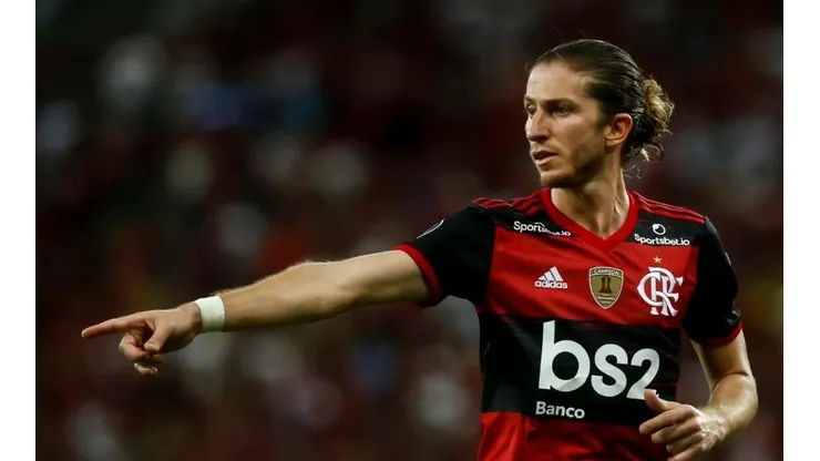 Filipe Luís apoia bronca de Dome para cortar mal pela raiz no Flamengo
