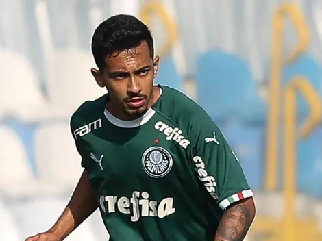 Luxa explica Alan na reserva: "Tem que mostrar que merece no treino"