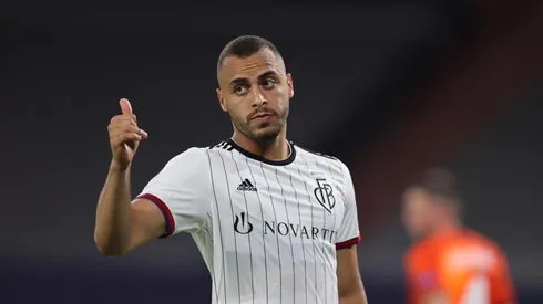 Proposta de R$ 115 milhões por Arthur Cabral empolga diretoria do Palmeiras