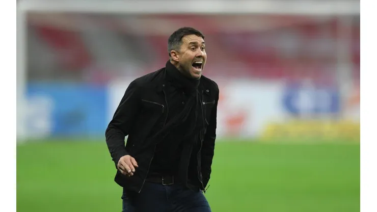 Coudet é direto sobre possibilidade de Nacho Fernández no Inter