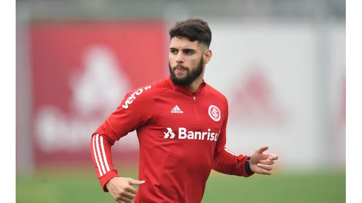 Yuri Alberto manifesta desejo de estrear diante do Santos