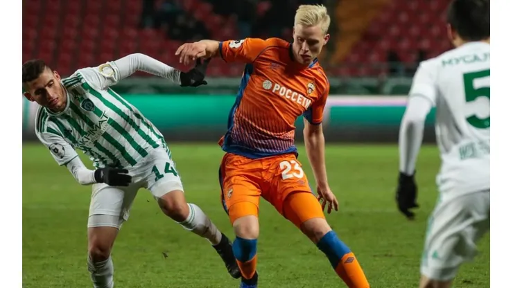 Athletico chega a acordo com o Akhmat e fecha contratação de meia