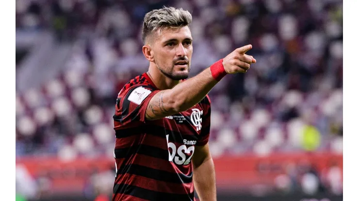 Arrascaeta indica chegada de meio-campista no Flamengo