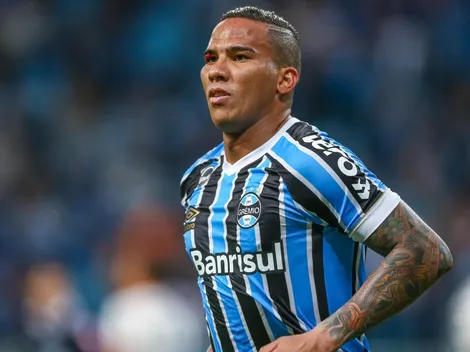 Em busca de atacantes para o Grêmio, Renato recebe ligação de Jael