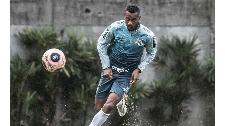 Santos x RB Bragantino: com Copete reintegrado, Cuca define time titular para a estreia do Brasileirão