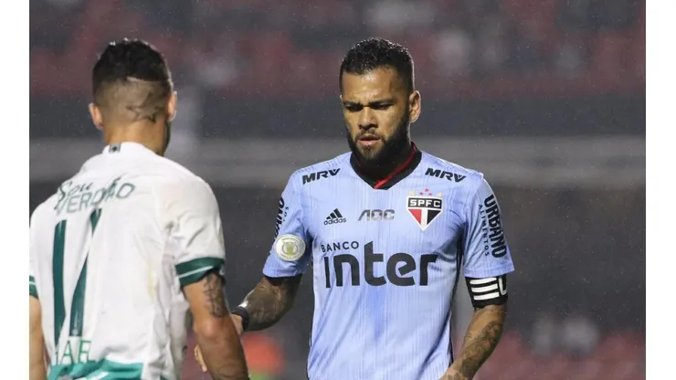 São Paulo se posiciona após adiamento do jogo