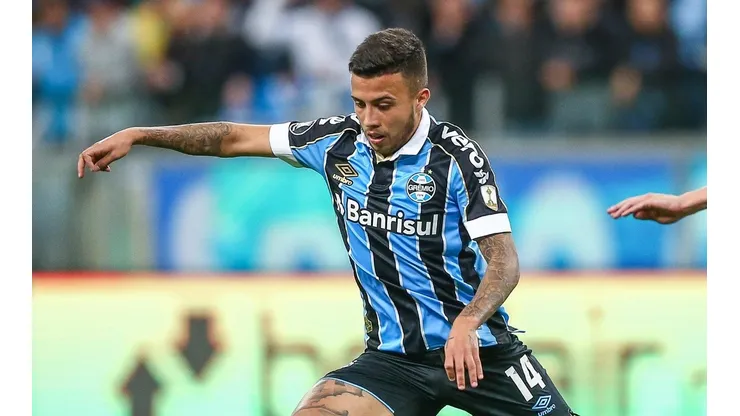 Matheus Henrique surpreende gremistas com declaração sobre jogar na Europa