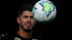 Lille vem forte e estuda proposta para levar Pedro Raul do Botafogo