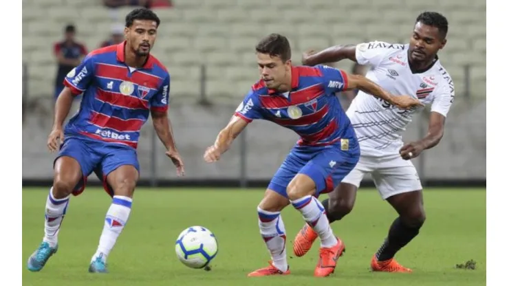 Estreia do Athletico no Brasileirão será "às escuras"