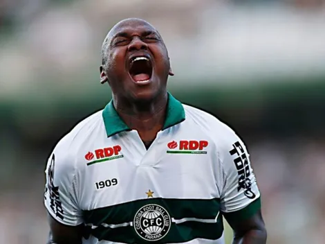 Sassá treina entre os titulares do Coritiba na estreia do Brasileirão