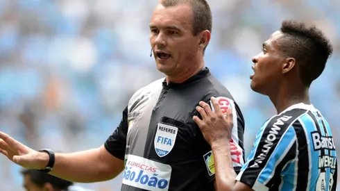 VP do Grêmio lamenta escolha de Vuaden para o Gre-Nal