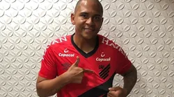 Walter provoca Coritiba após título paranaense