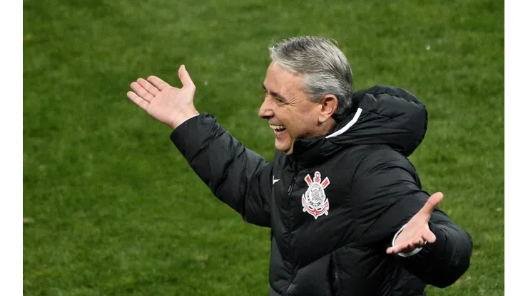 Tiago Nunes pretende surpreender o Palmeiras no Allianz Parque