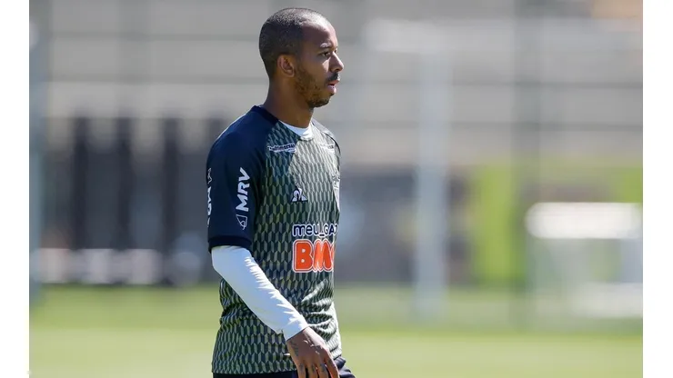 Mariano e Alan Franco 'embaralham' escalação do Galo
