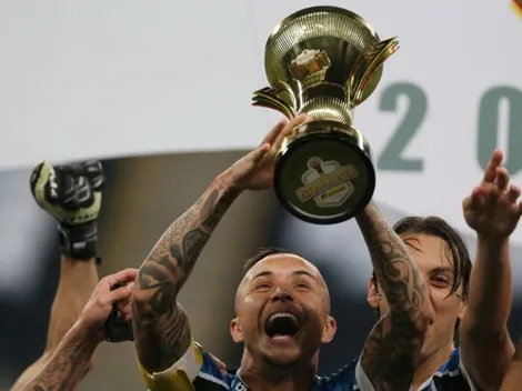 Everton se emociona em despedida do Grêmio