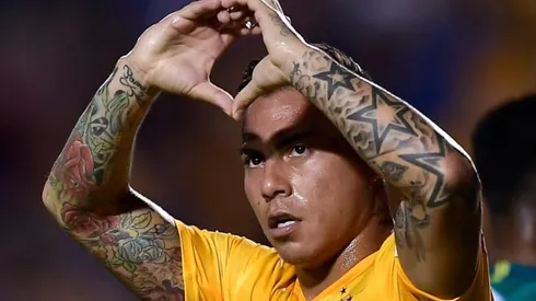 Tigres define preço para negociar Vargas com o Atlético