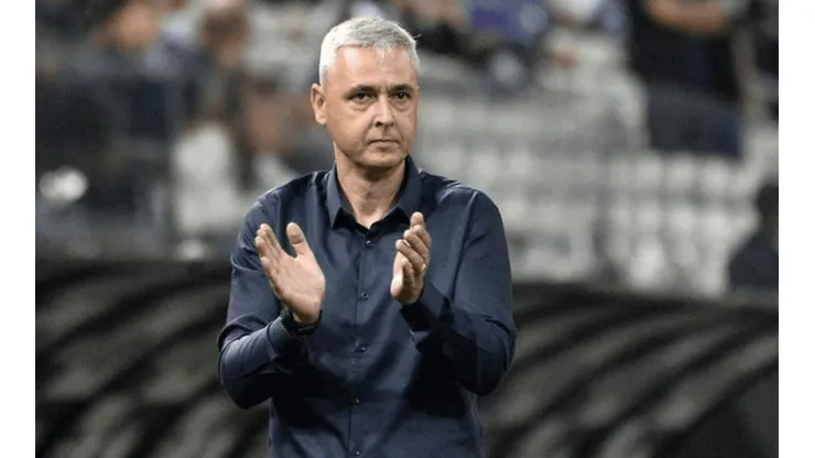 Tiago Nunes aponta fator diferencial em reconstrução do Corinthians