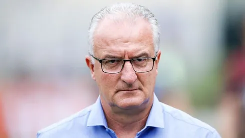 Dorival não se acomoda com vantagem e liga alerta no Athletico