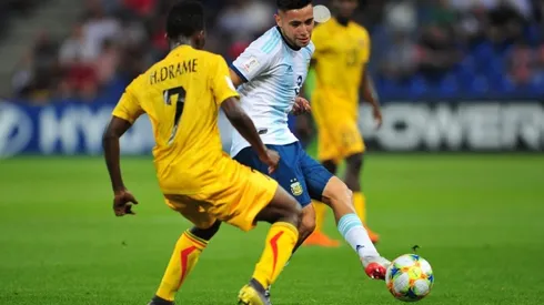 Sampaoli pede contratação de lateral do Vélez no Atlético