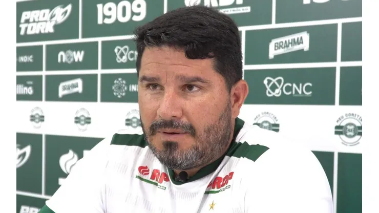 Barroca define Coritiba para final do Paranaense