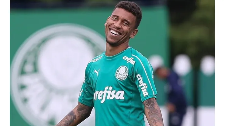 Marcos Rocha faz críticas aos meias do Palmeiras