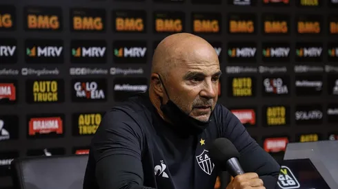 Sampaoli vê Grêmio observar LE do Galo e não se opõe à saída
