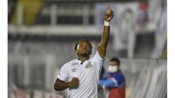 Marinho pede desculpas após eliminação do Santos