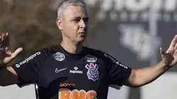 Tiago Nunes avalia possibilidade de dupla com Cantillo e Éderson