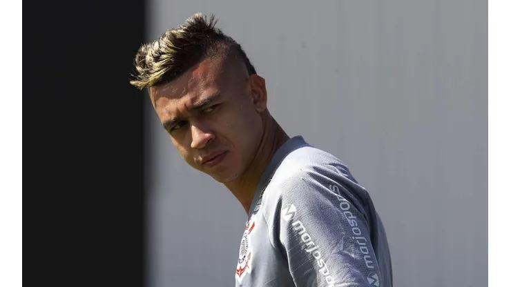 Corinthians vê risco de Cantillo retornar ao Junior Barranquilla-COL
