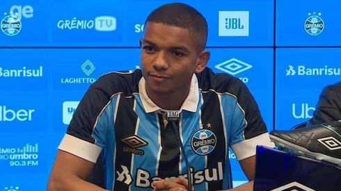 David Braz 'cutuca' Inter por reclamação sobre gramados