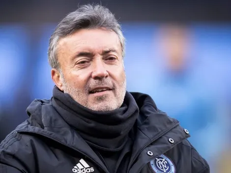 Torrent acerta com o Flamengo e técnico chega no Brasil na 6ª