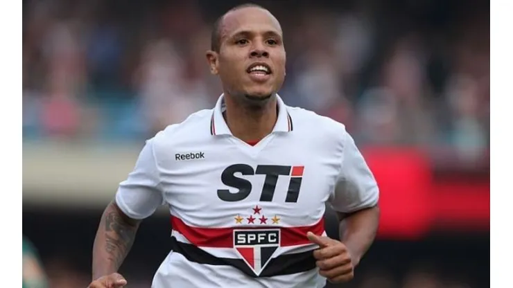 Luís Fabiano cogita retorno ao São Paulo