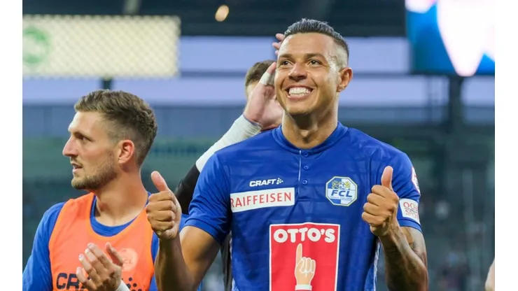 Atlético estuda contratação de Lucas Alves