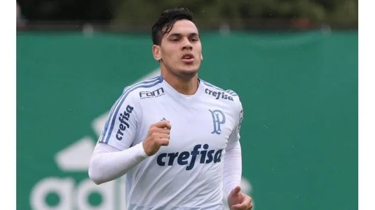Gustavo Gómez analisa pedir liberação do Palmeiras