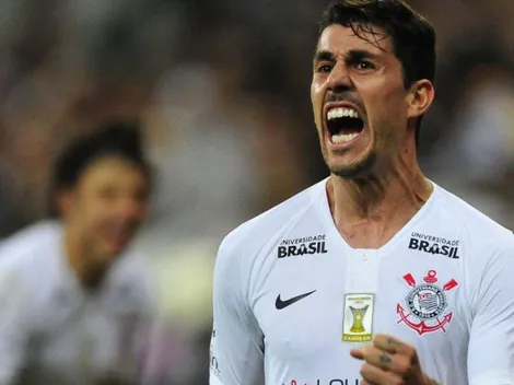 Carlos e Avelar lideram escalação do Timão contra o Oeste