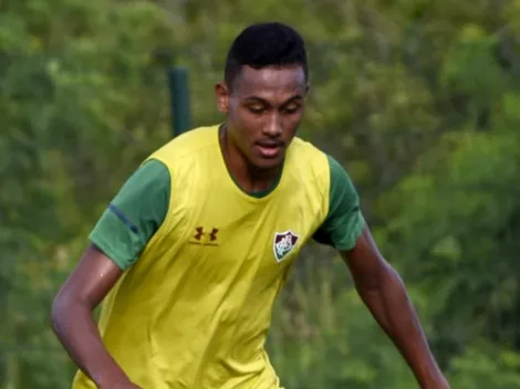 Após ser relacionado pela 1ª vez, Dani Bolt é retirado de lista do Flu